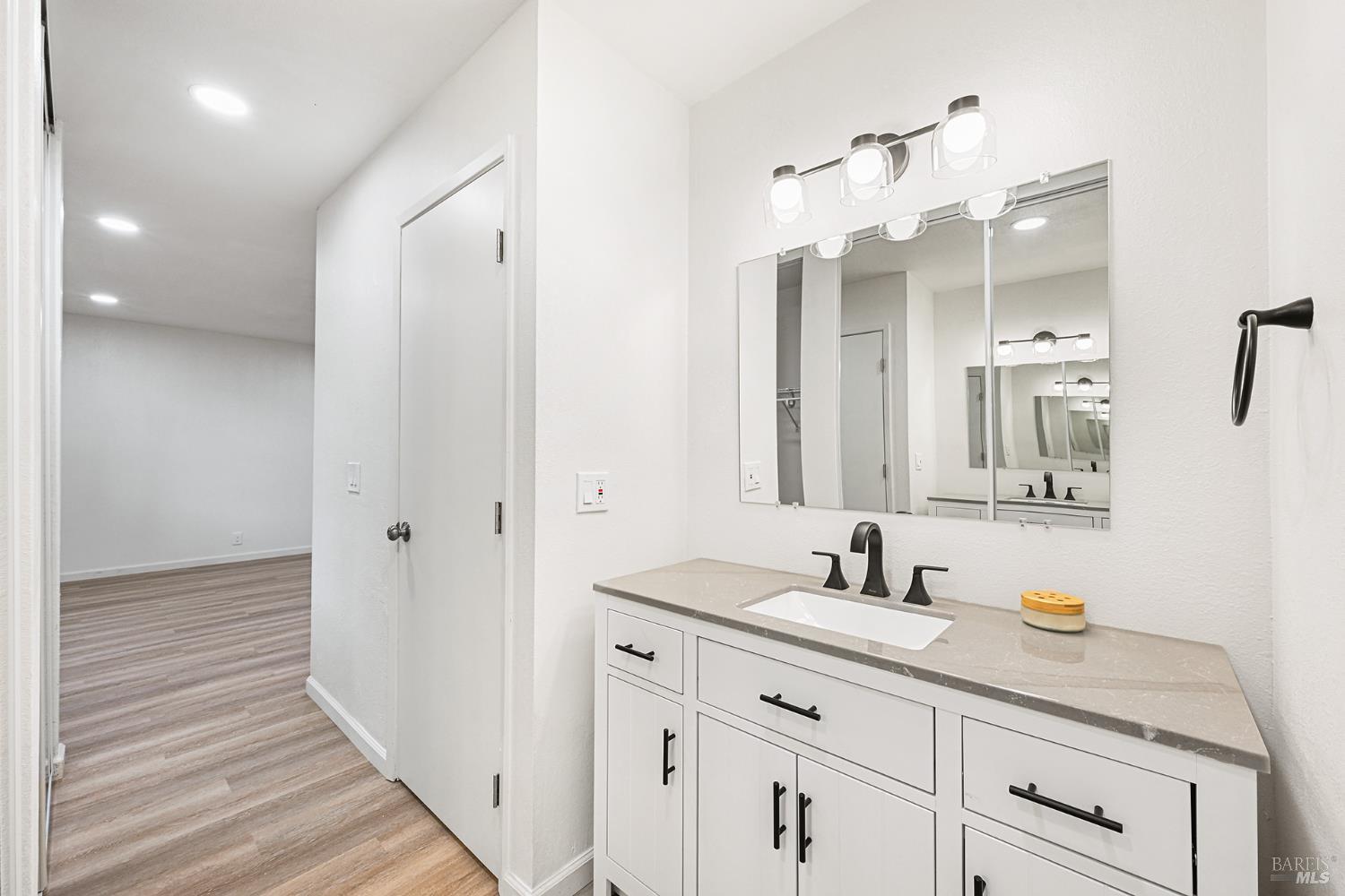 148 Obrien Circle Vallejo CA 94589