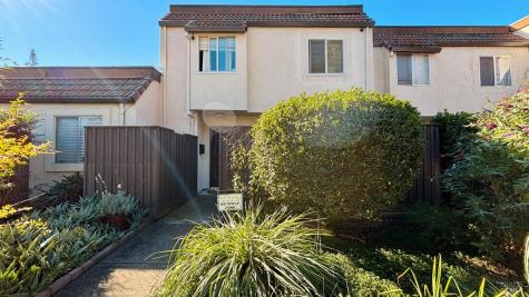 1749 Las Raposas Court Santa Rosa CA 95409