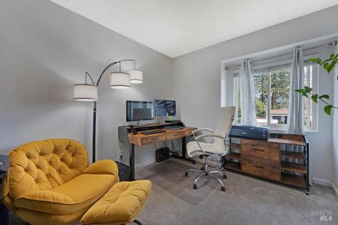 1749 Las Raposas Court Santa Rosa CA 95409