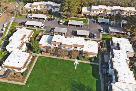 1749 Las Raposas Court Santa Rosa CA 95409