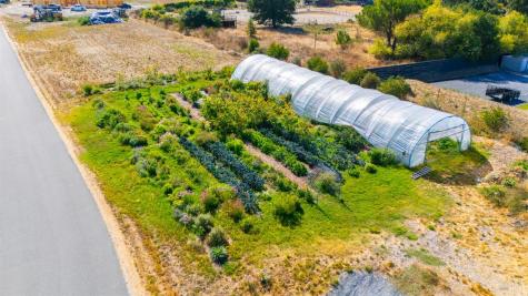 2183 Live Oak Farm Lane Petaluma CA 94952