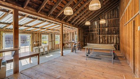 2183 Live Oak Farm Lane Petaluma CA 94952