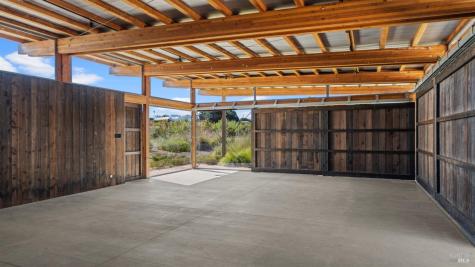 2183 Live Oak Farm Lane Petaluma CA 94952