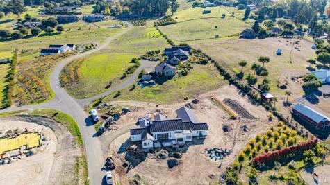 2183 Live Oak Farm Lane Petaluma CA 94952