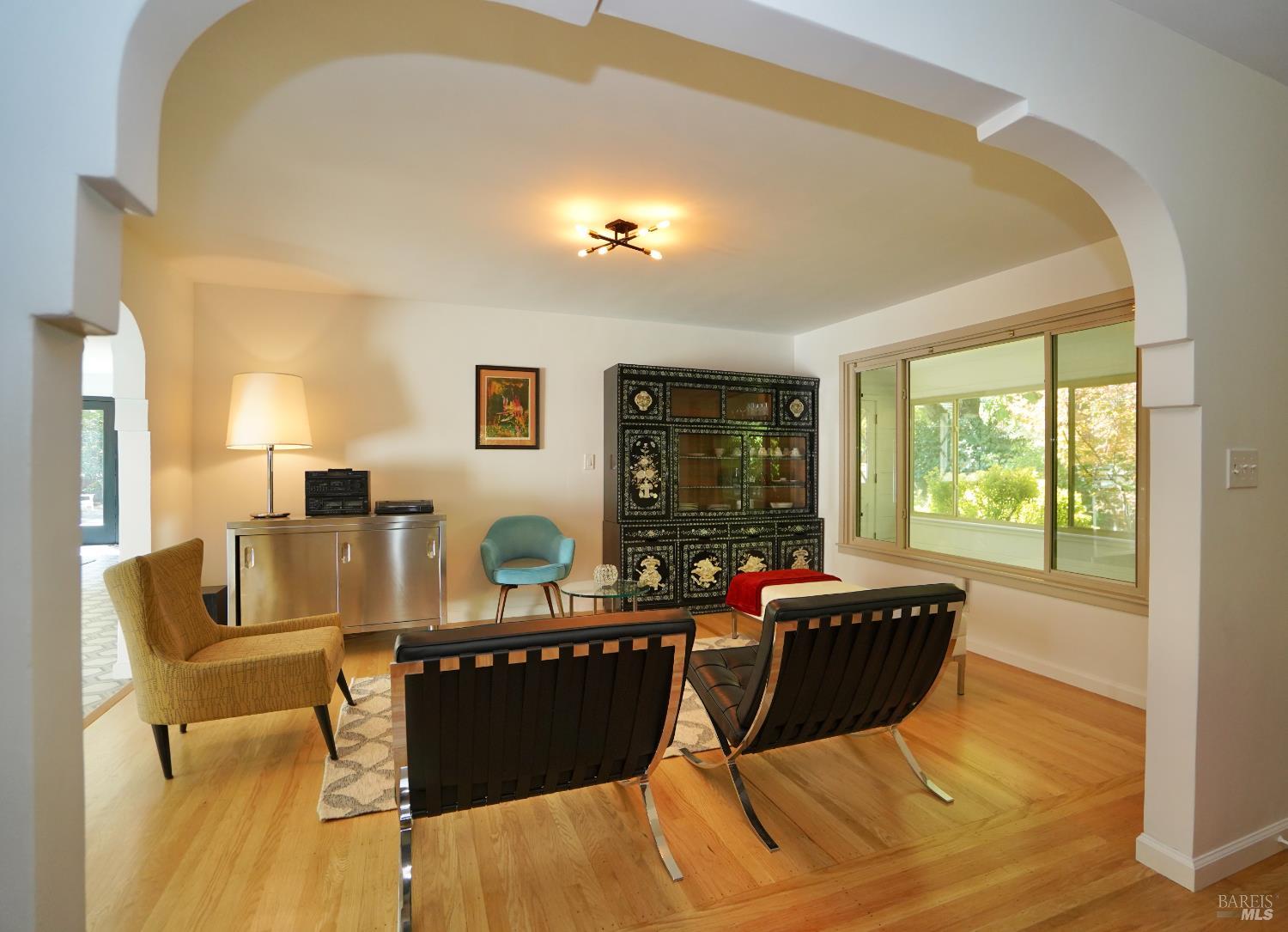 109 Glass Mountain Lane St. Helena CA 94574