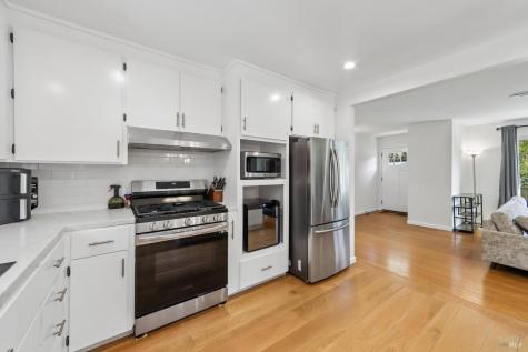 2032 Shady Lane Novato CA 94945