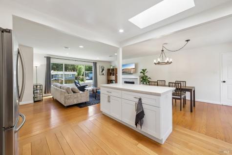 2032 Shady Lane Novato CA 94945