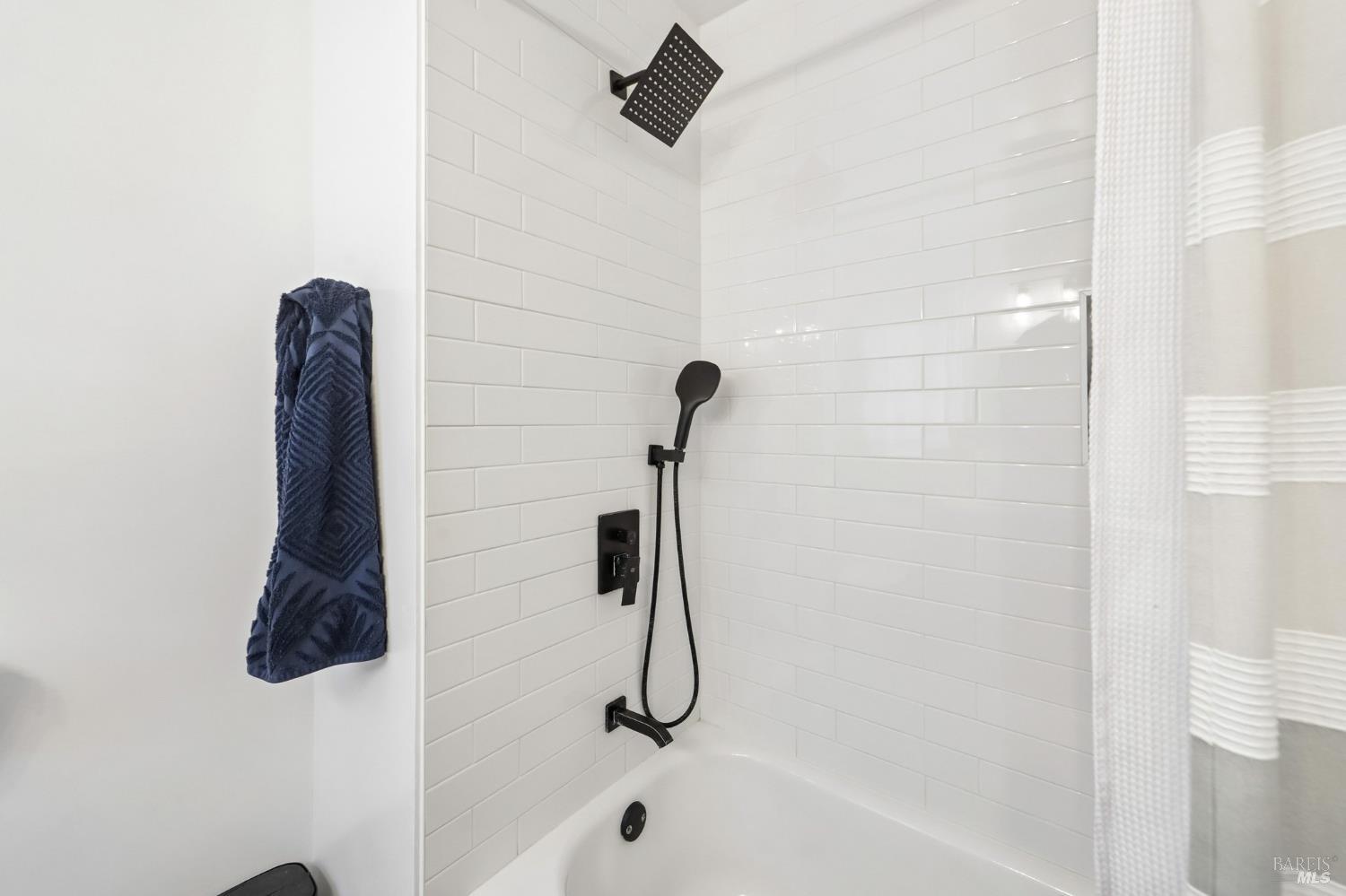 2032 Shady Lane Novato CA 94945