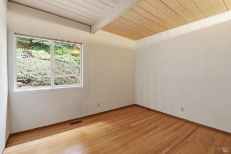 48 Oxford Drive San Rafael CA 94903