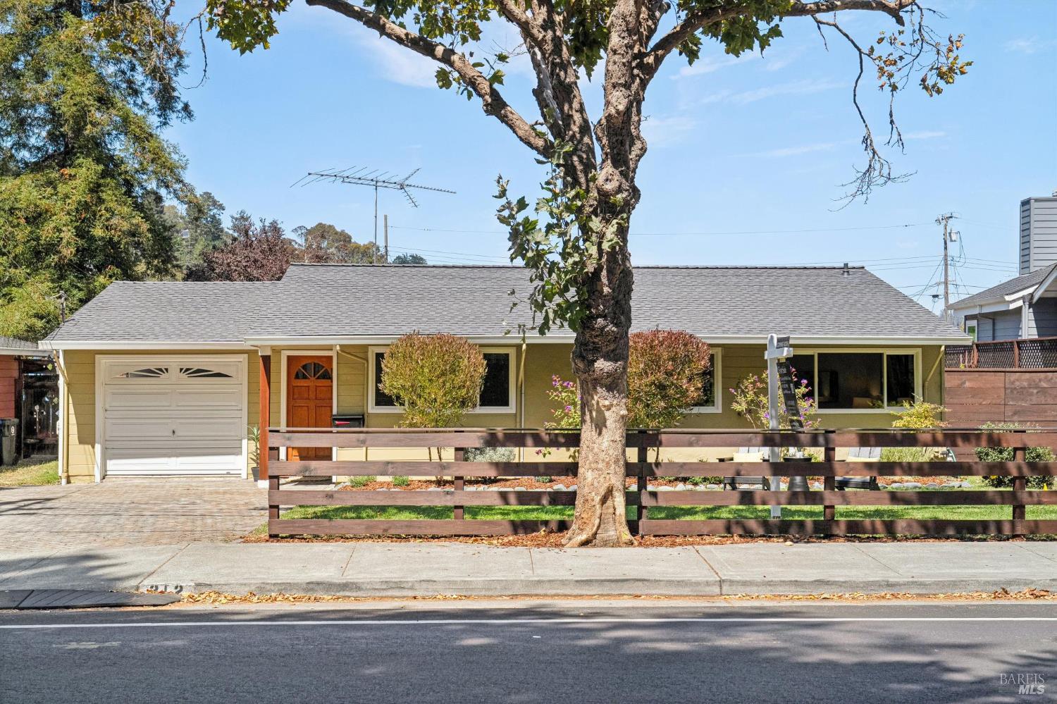 Mill Valley CA, 312 Marin Avenue