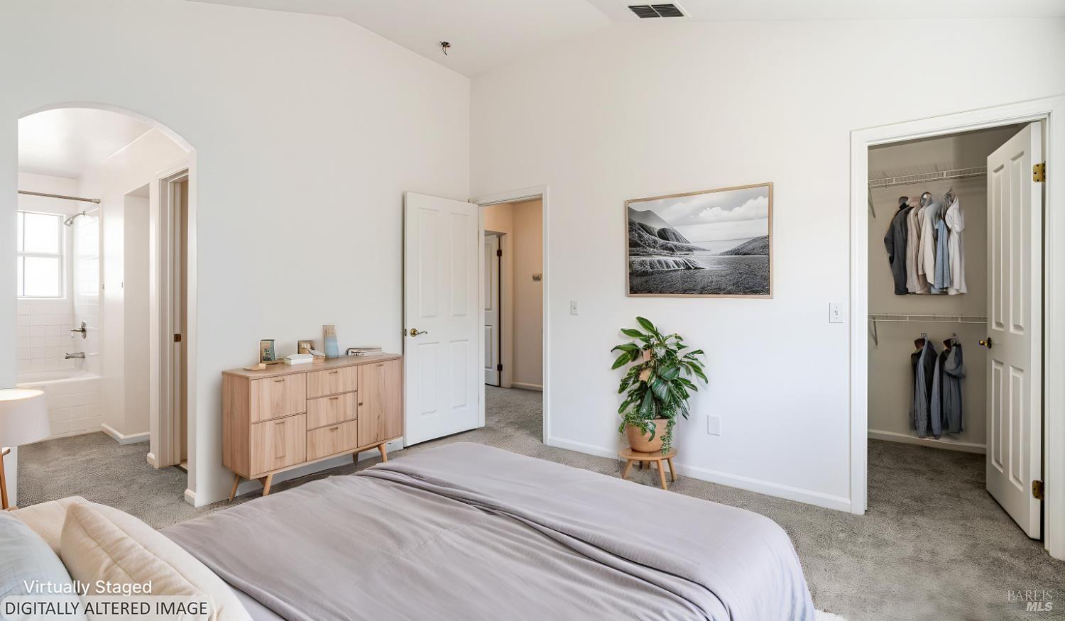 1013 Warren Drive Petaluma CA 94952