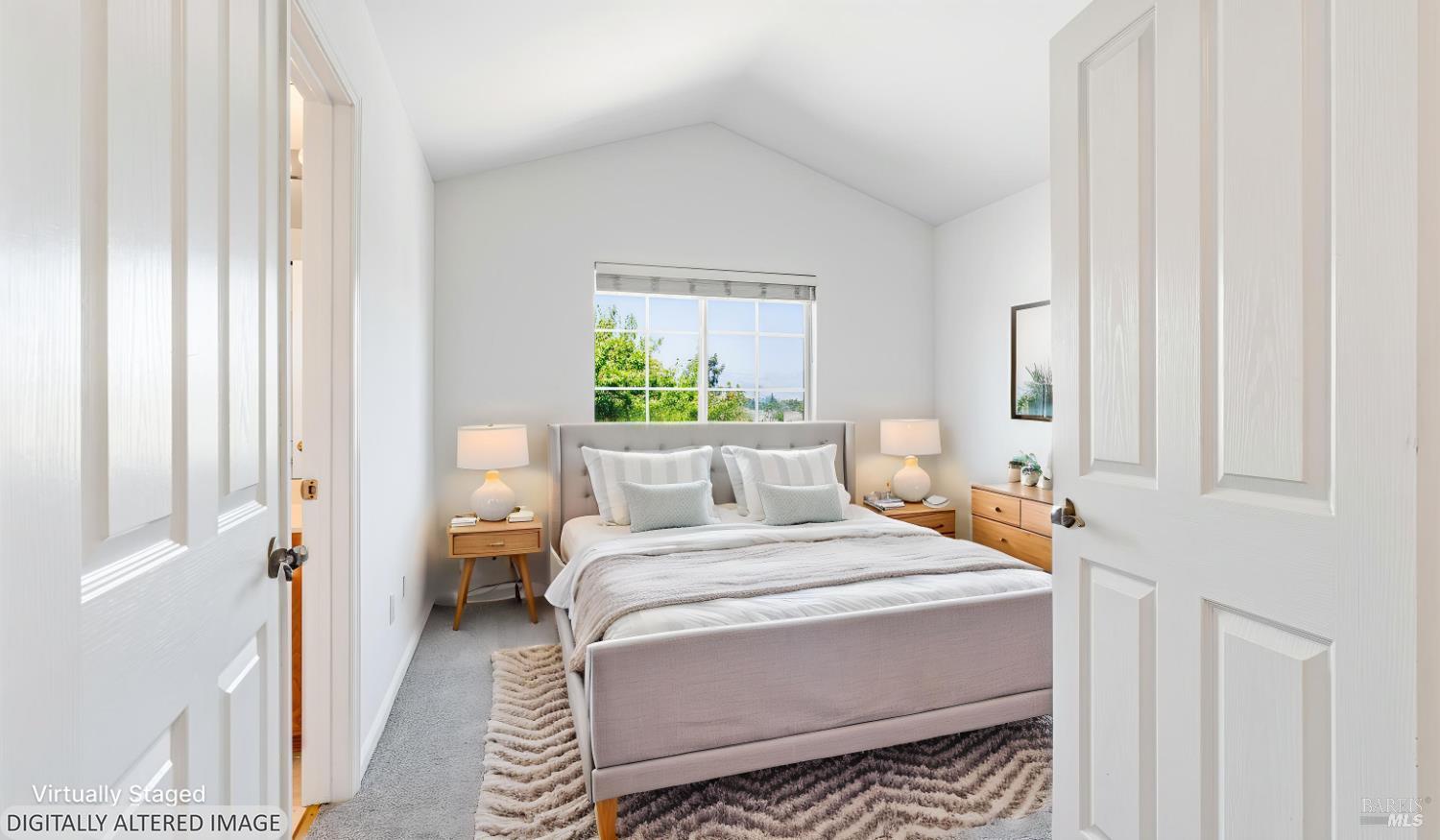 1013 Warren Drive Petaluma CA 94952