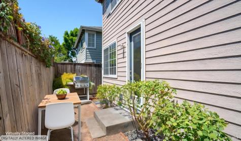 1013 Warren Drive Petaluma CA 94952