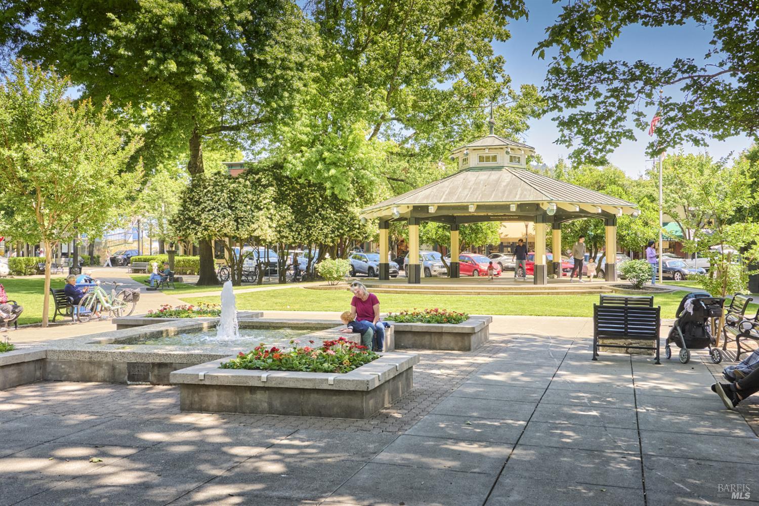 521 Prince Avenue Healdsburg CA 95448