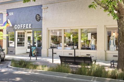 521 Prince Avenue Healdsburg CA 95448