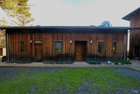 19801 Kelly Road Geyserville CA 95441