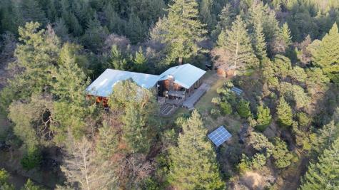 19801 Kelly Road Geyserville CA 95441