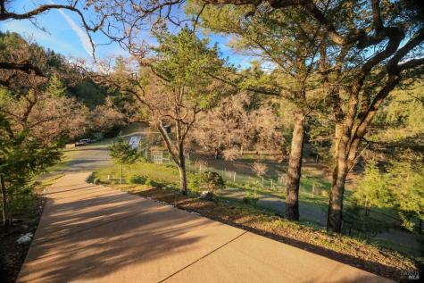 19801 Kelly Road Geyserville CA 95441