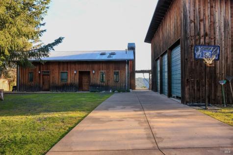 19801 Kelly Road Geyserville CA 95441