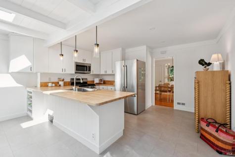 11 Amberwood Lane San Anselmo CA 94960