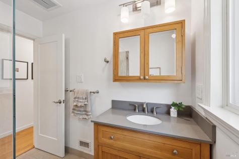 11 Amberwood Lane San Anselmo CA 94960