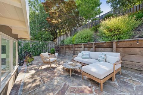 11 Amberwood Lane San Anselmo CA 94960