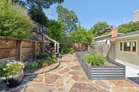 11 Amberwood Lane San Anselmo CA 94960