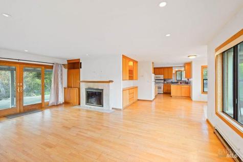 5823 Ca-12 Highway Santa Rosa CA 95409