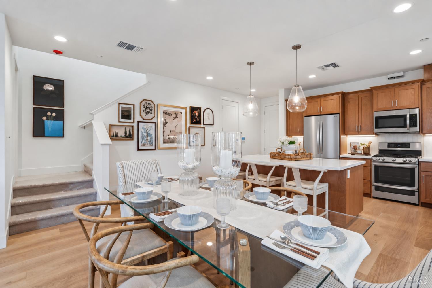273 Everlove Court Santa Rosa CA 95403