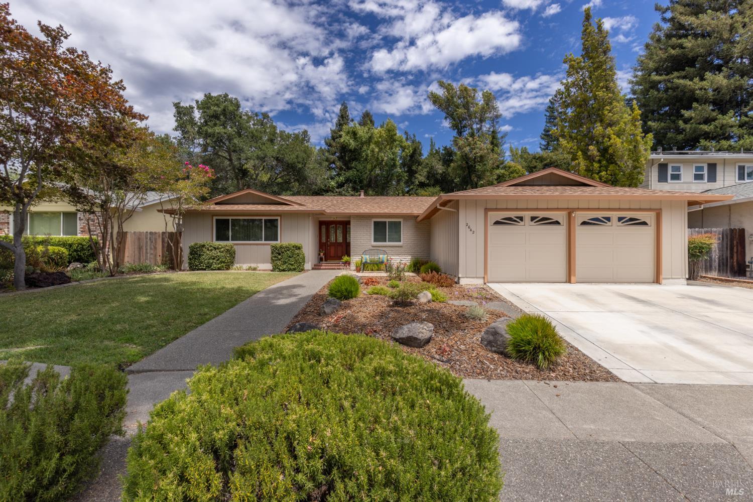 2642 W Pueblo Avenue Napa CA 94558