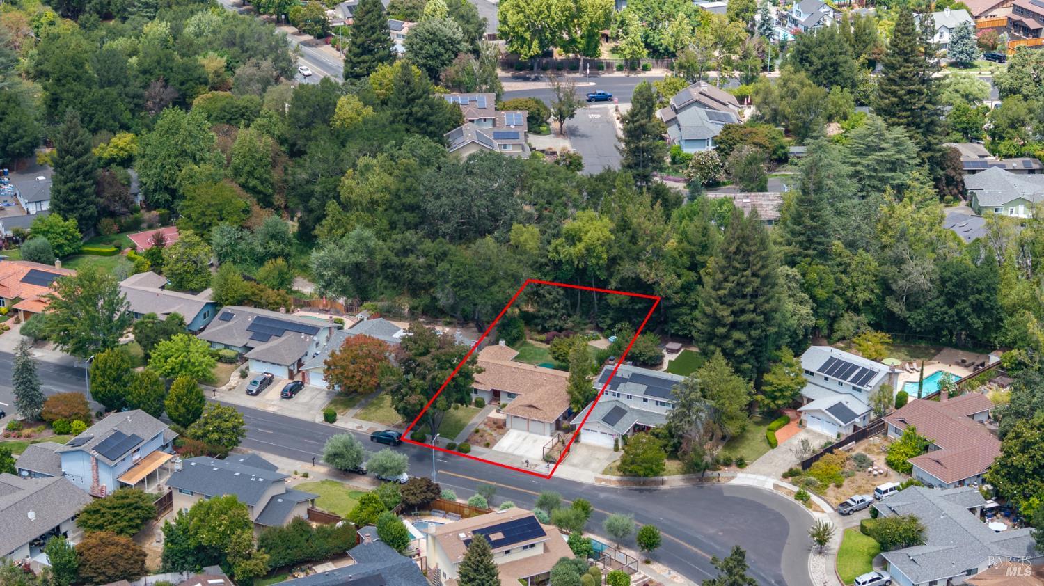 2642 W Pueblo Avenue Napa CA 94558