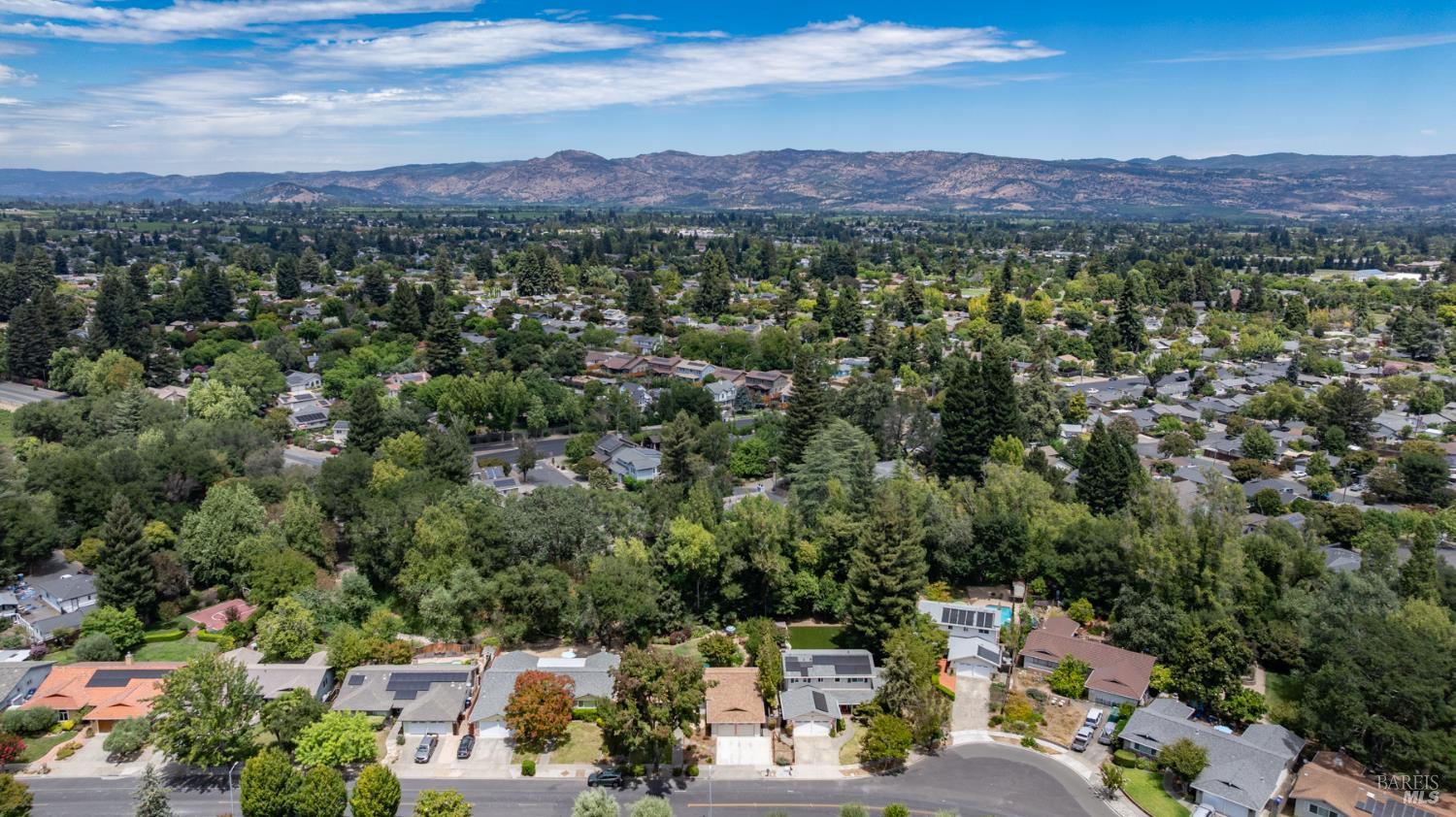 2642 W Pueblo Avenue Napa CA 94558
