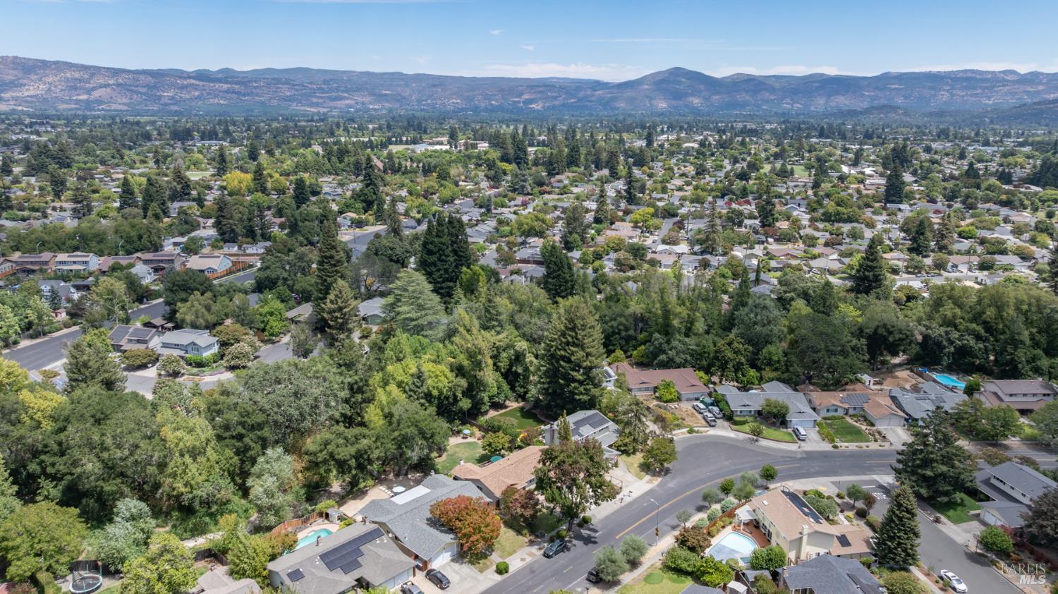 2642 W Pueblo Avenue Napa CA 94558