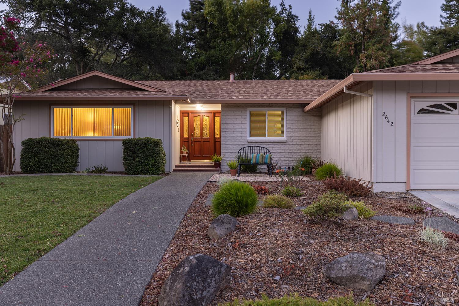 2642 W Pueblo Avenue Napa CA 94558