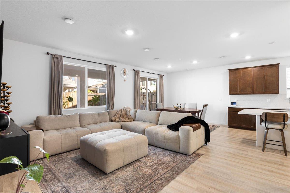 3009 Astronomer Way Roseville CA 95747