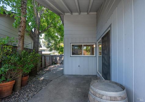 2575 Brookhaven Drive Santa Rosa CA 95405