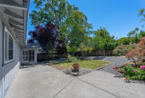 2575 Brookhaven Drive Santa Rosa CA 95405