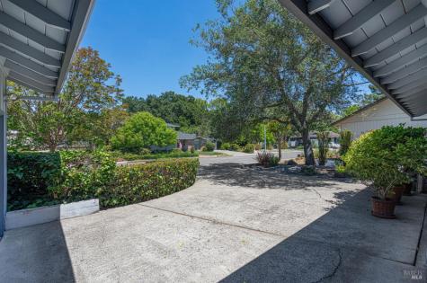 2575 Brookhaven Drive Santa Rosa CA 95405