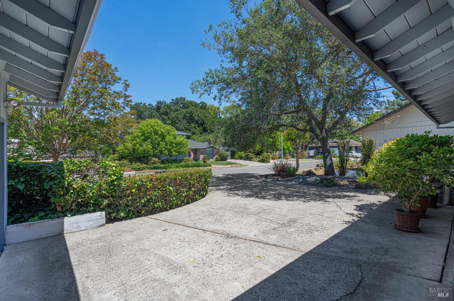 2575 Brookhaven Drive Santa Rosa CA 95405