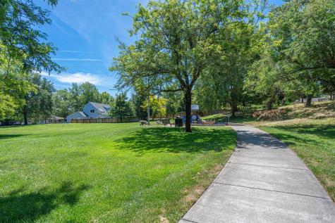 2575 Brookhaven Drive Santa Rosa CA 95405