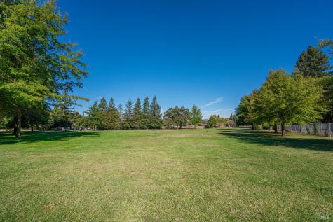 2575 Brookhaven Drive Santa Rosa CA 95405