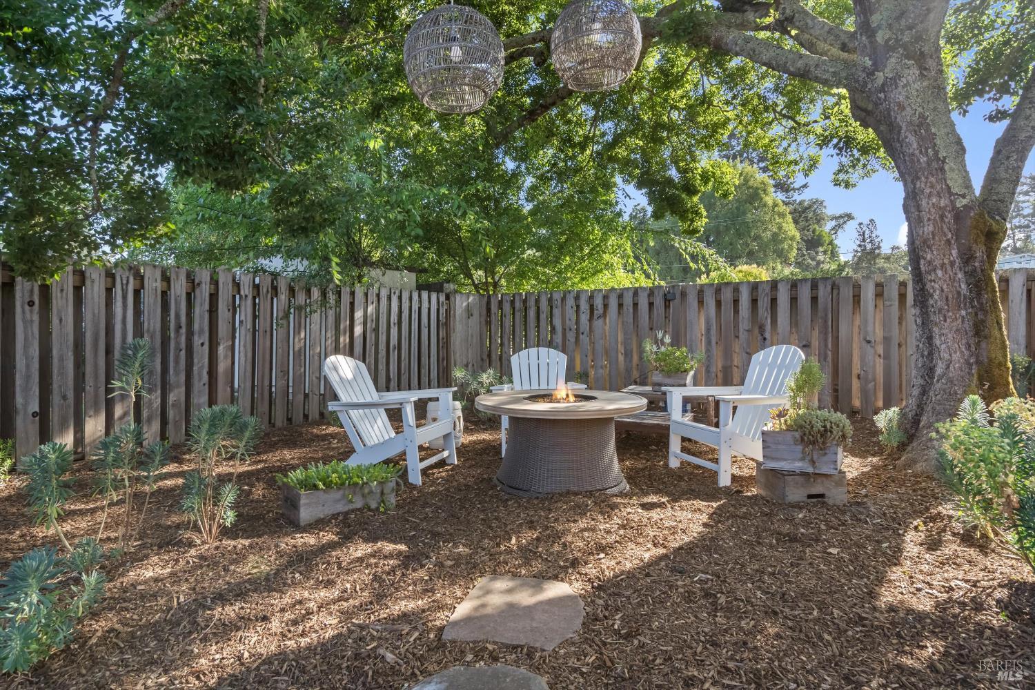 787 Rose Lane Healdsburg CA 95448