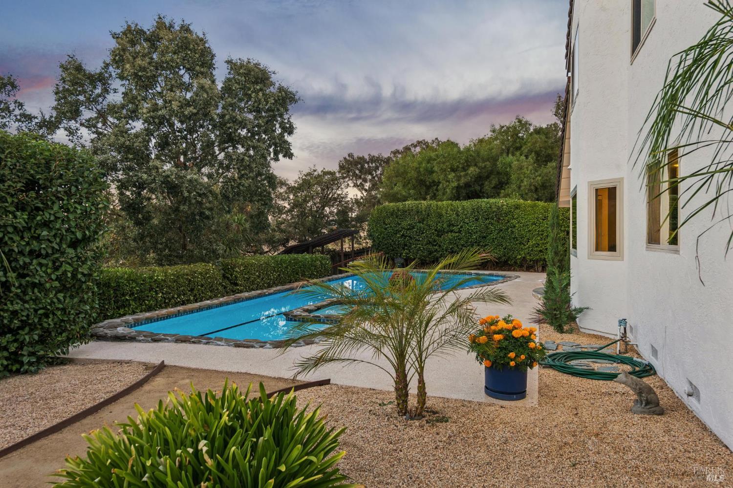1096 Alpine Court Napa CA 94558