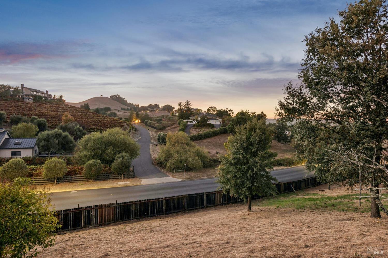 1096 Alpine Court Napa CA 94558
