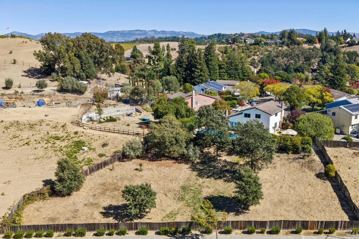 1096 Alpine Court Napa CA 94558