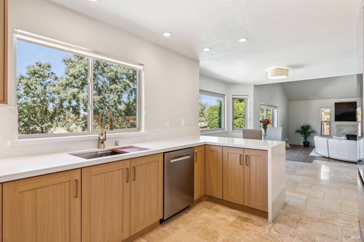 1096 Alpine Court Napa CA 94558