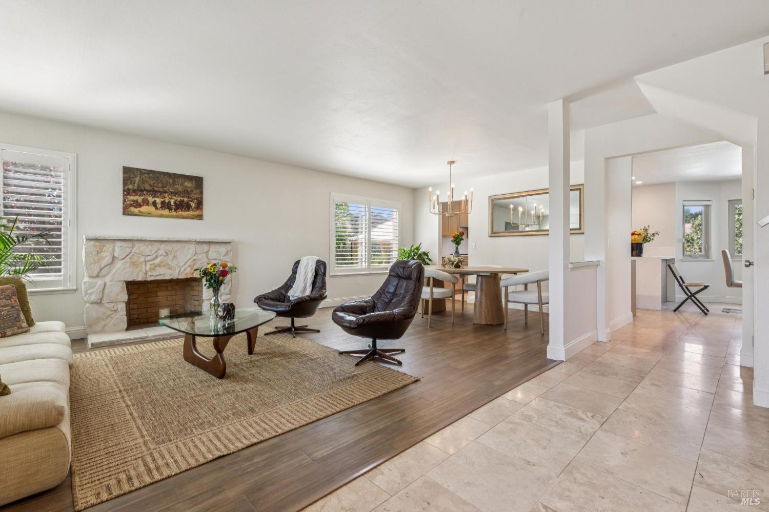 1096 Alpine Court Napa CA 94558
