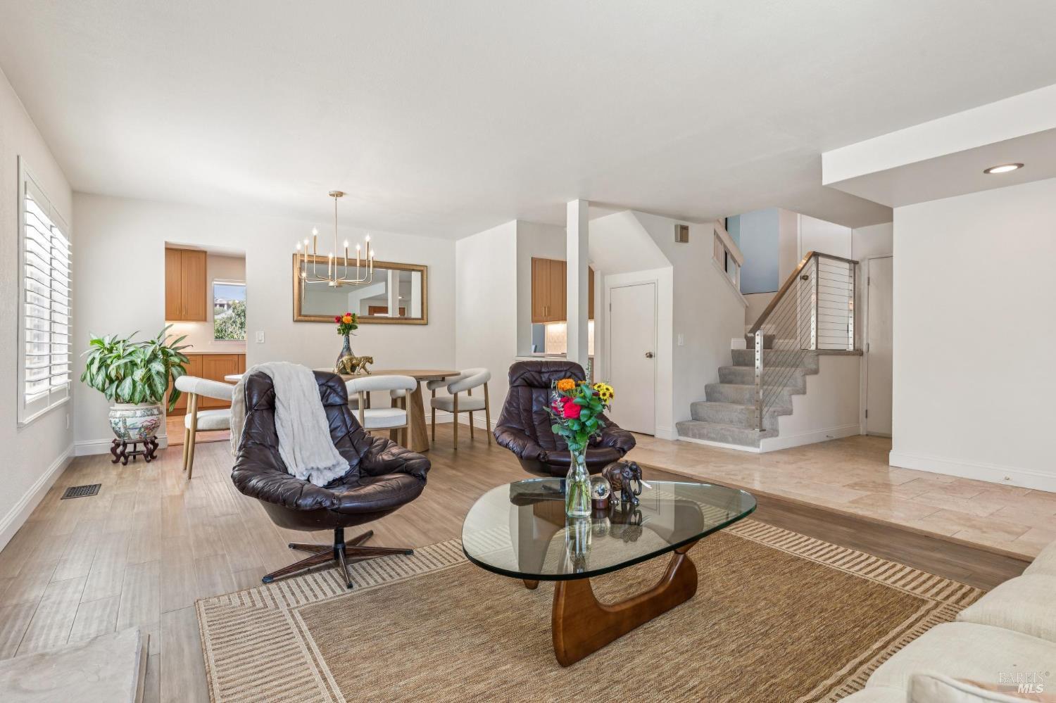 1096 Alpine Court Napa CA 94558