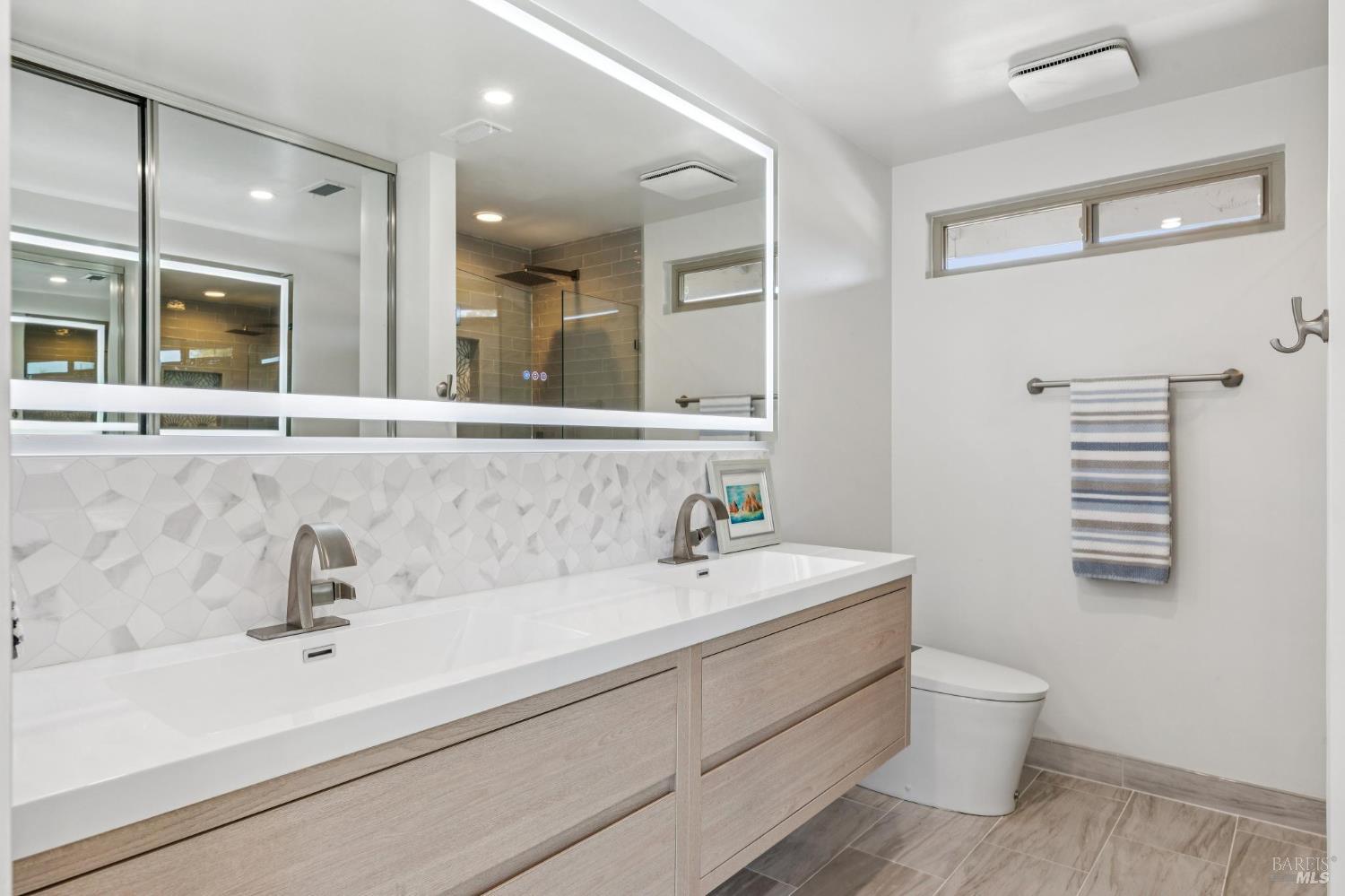 1096 Alpine Court Napa CA 94558