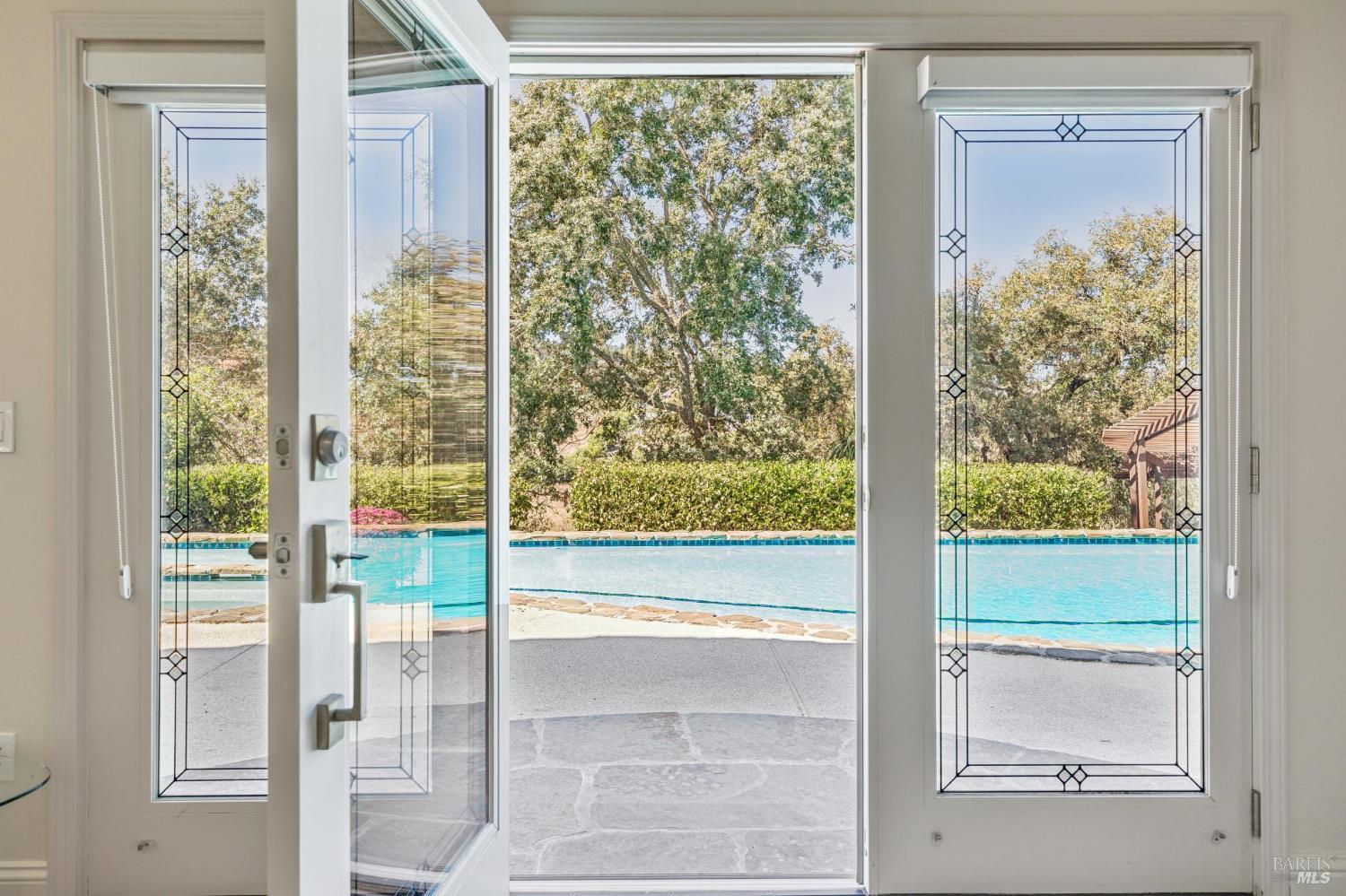 1096 Alpine Court Napa CA 94558